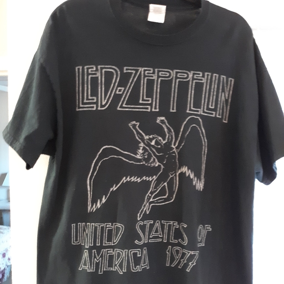 Gildan Other - LED ZEPPELIN MEN'S XL ICONIC BLACK COTTON T-SHIRT